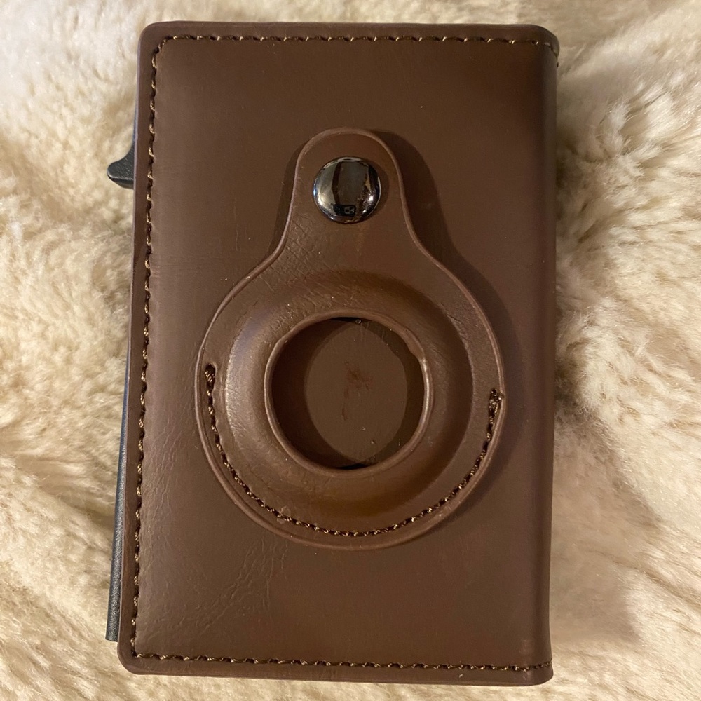 Apple air tag wallet
